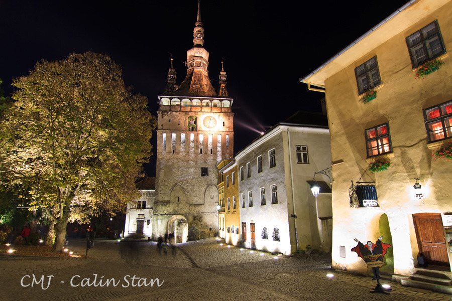 sighisoara-walled-town.jpg